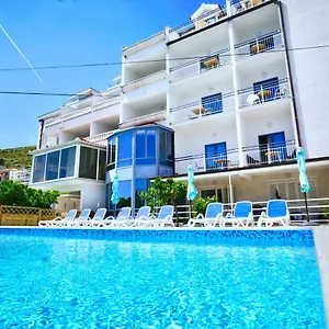 3* Отель Bavaria Trogir